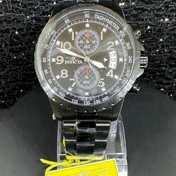 Men's (NWT) Invicta Chronograph Watch with all the Bells and Whistles - Picture 2 of 6